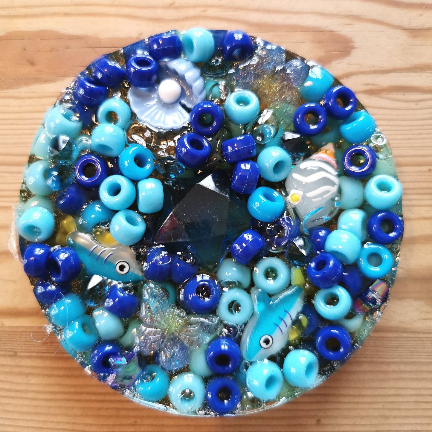 Hermohali 614 (muovi- ja akryylitäyte, läpikuultava massa)