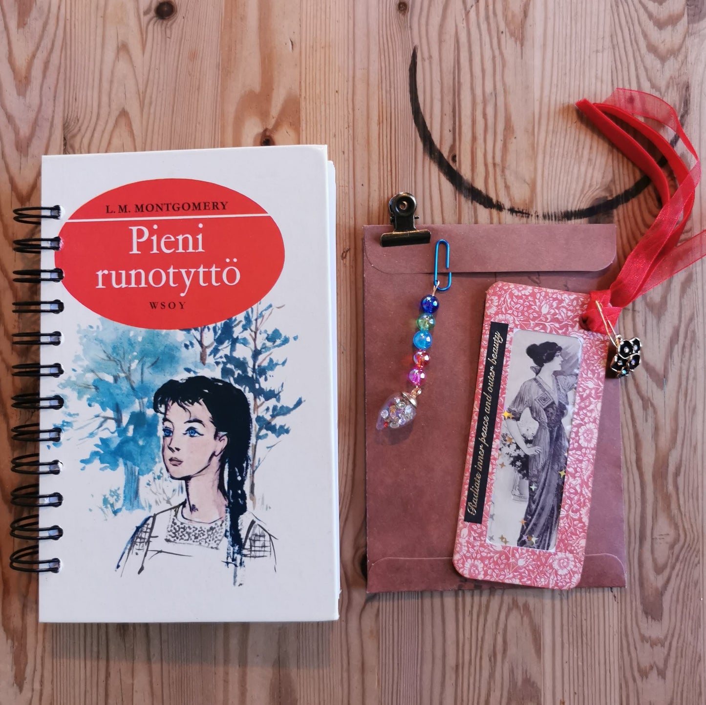 Muistikirja "Runotyttö"