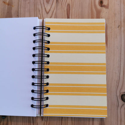 Muistikirja "Runotyttö"