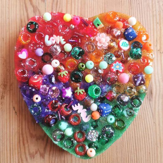 Hermohali 463 sydän (muovi- ja akryylitäyte, monivärihelmiäinen)