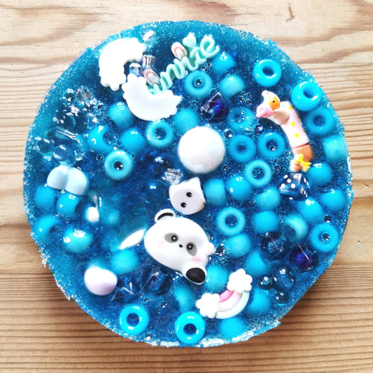 Hermohali 482 (muovi- ja akryylitäyte, sininen helmiäisvärjätty massa)