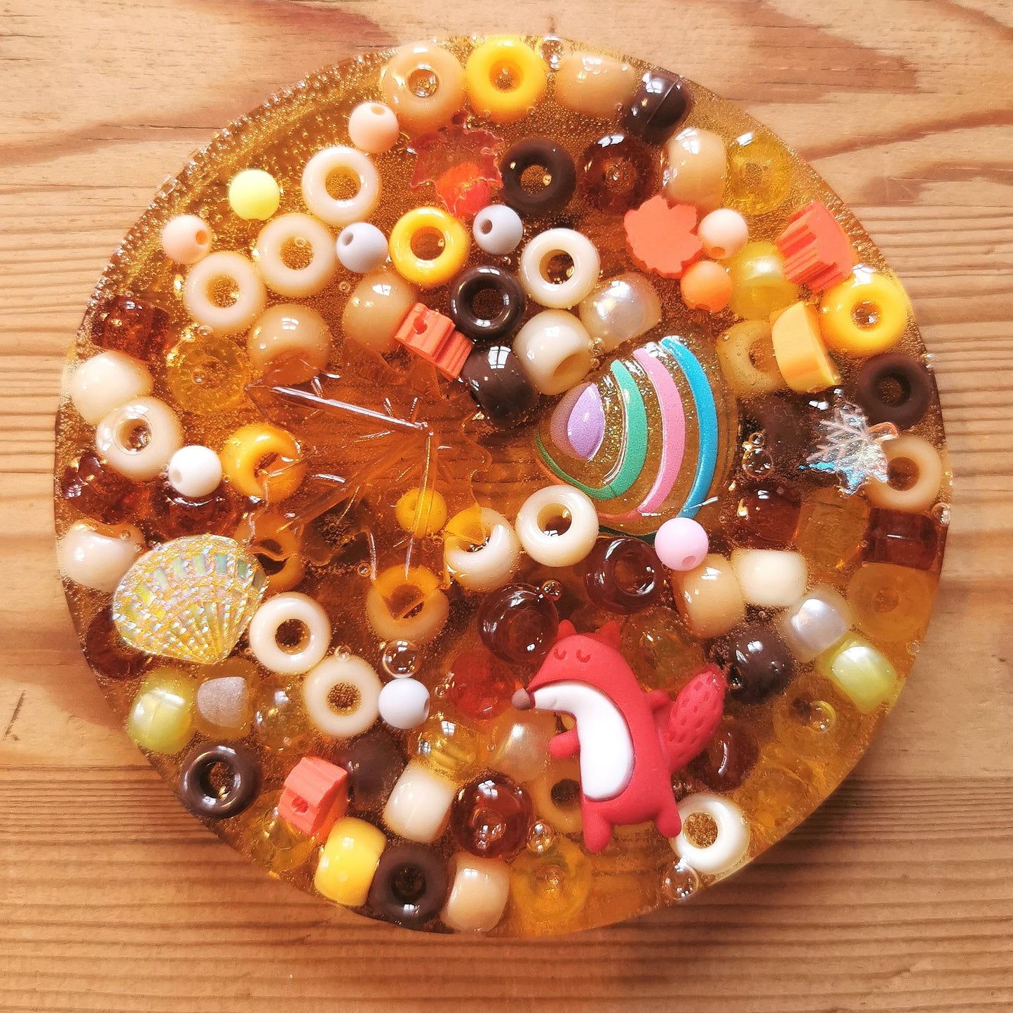 Hermohali 504 (muovi- ja akryylitäyte, läpikuultava massa)