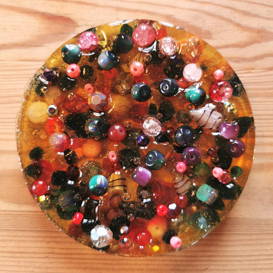 Hermohali 523 (lasihelmitäyte, läpikuultava massa)