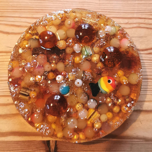 Hermohali 586 (lasihelmitäyte, läpikuultava massa)