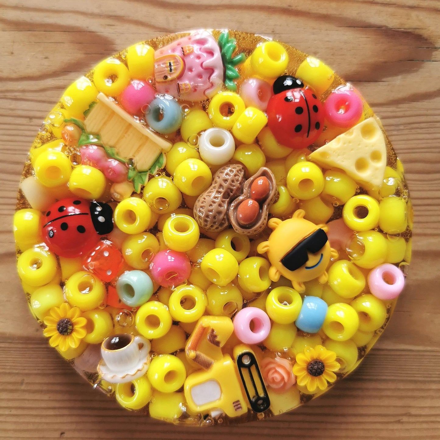 Hermohali 701 (muovi- ja akryylitäyte, läpikuultava massa)